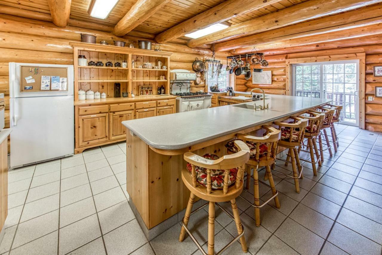 Vienna Villa - 3 Bed 3 Bath Vacation Home In Shaver Lake Exterior photo