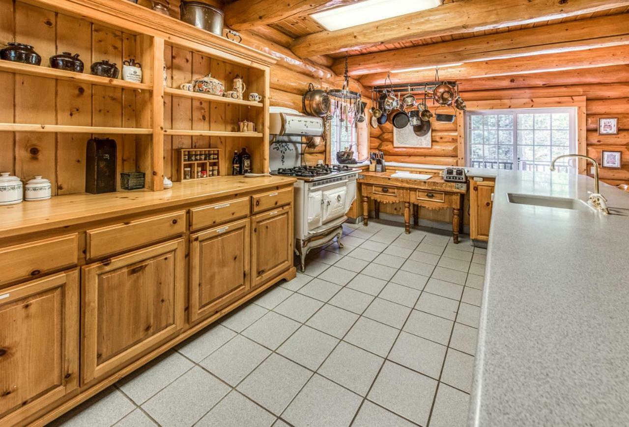 Vienna Villa - 3 Bed 3 Bath Vacation Home In Shaver Lake Exterior photo