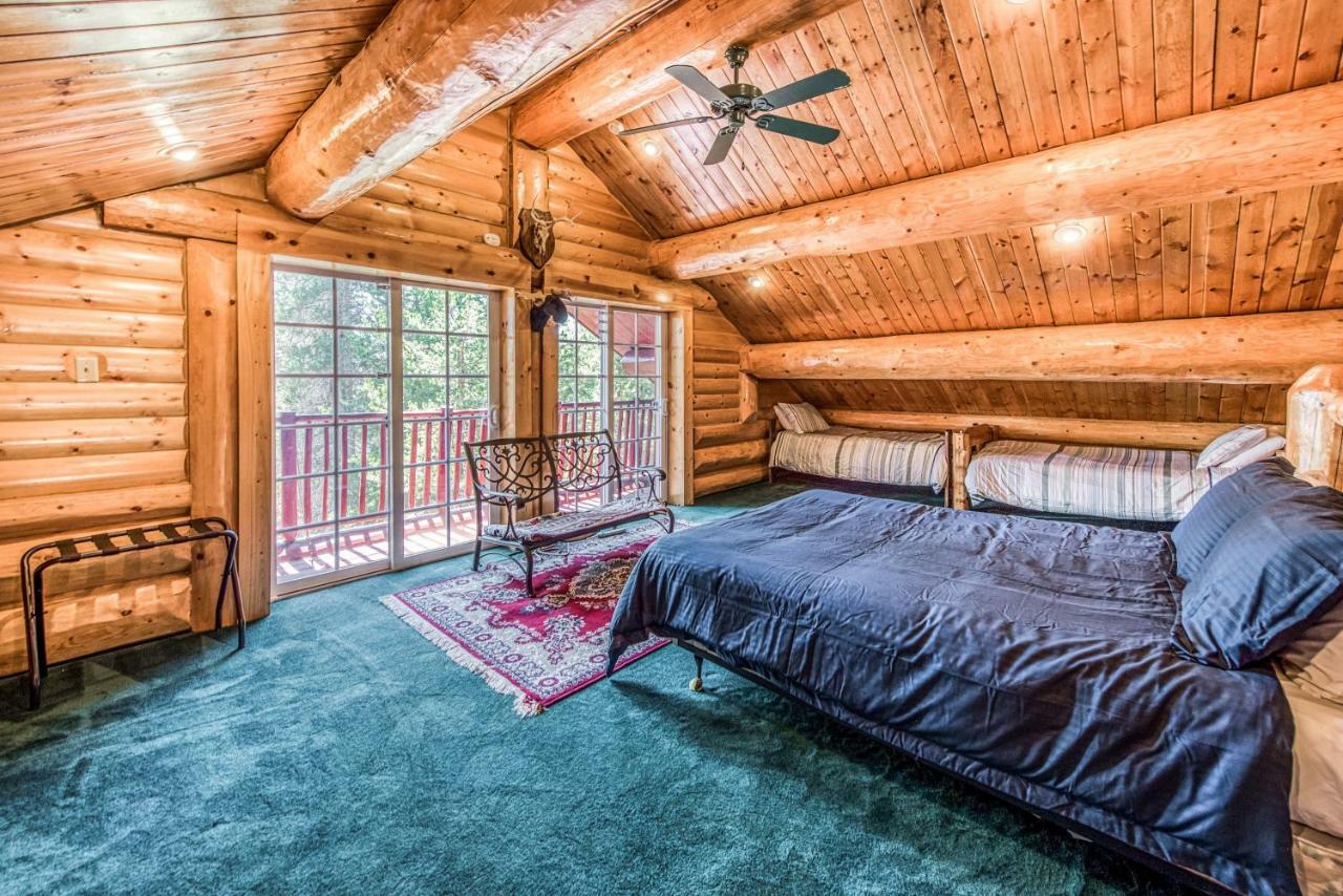 Vienna Villa - 3 Bed 3 Bath Vacation Home In Shaver Lake Exterior photo